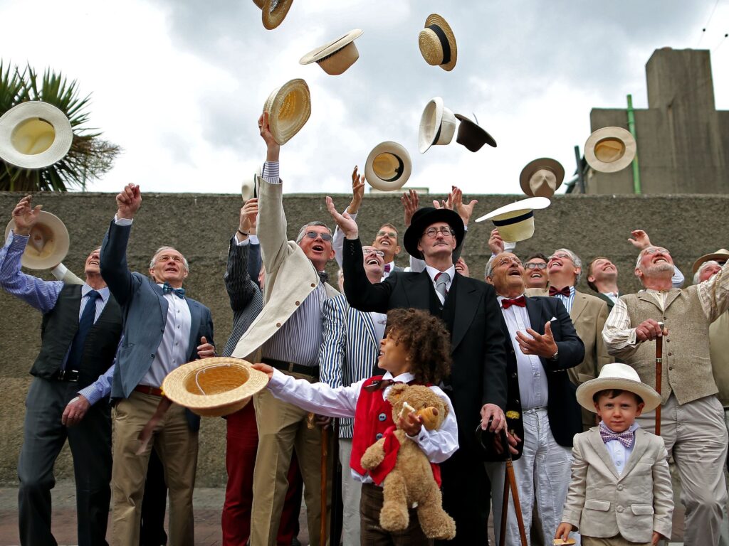 The History of the Bloomsday Celebration - Bloomsday enthusiasts get into the sartorial spirit of <em>Ulysses </em>in the novel's native town, Dublin